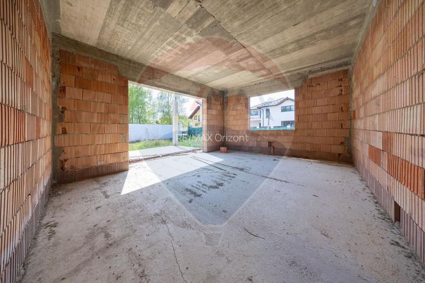 Vilă modernă P+1 în Ghimbav | 330 mp utili | Teren 815 mp - la roșu - 18