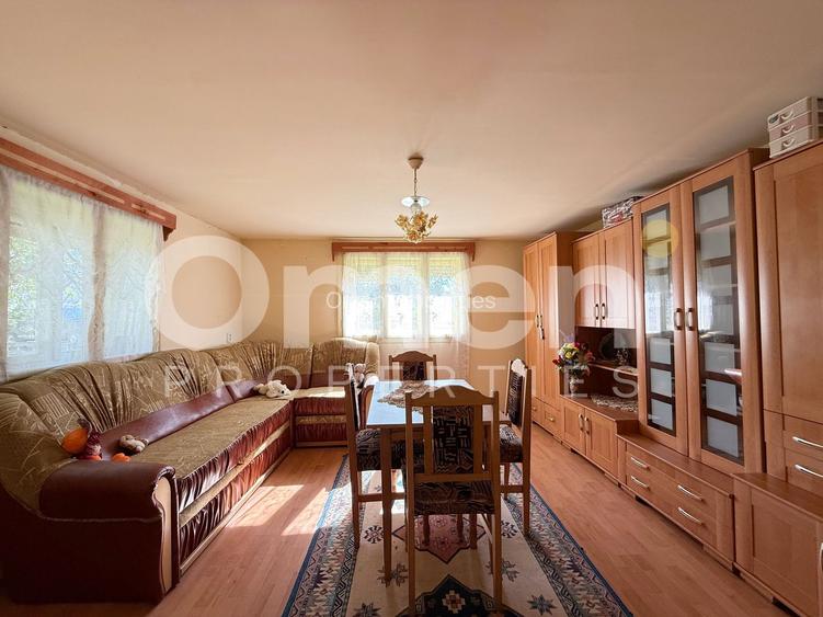 Casă la țară cu șură și grajd, în Vălenii Lăpușului – priveliște panoramică - 13