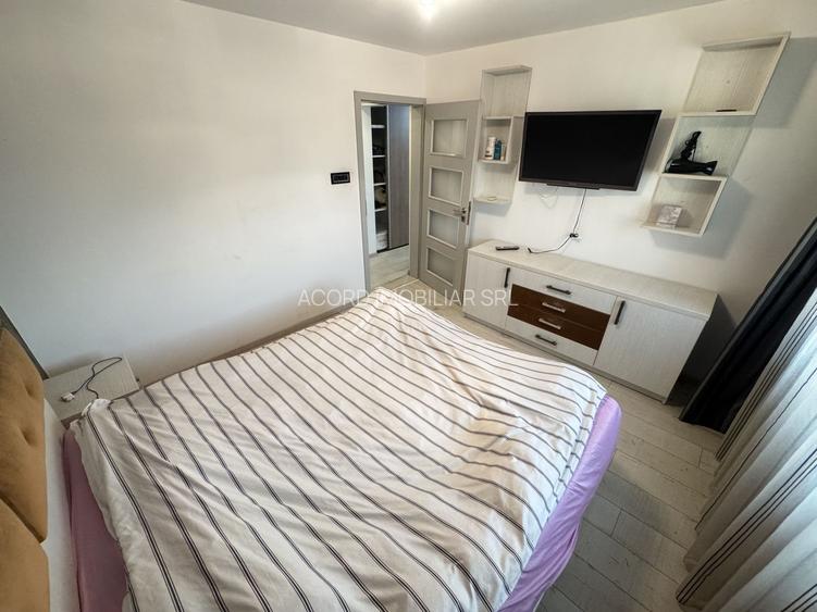 Apartament 3 camere Renovat zona Casa de Cultura - Balada cu Centrala - 4