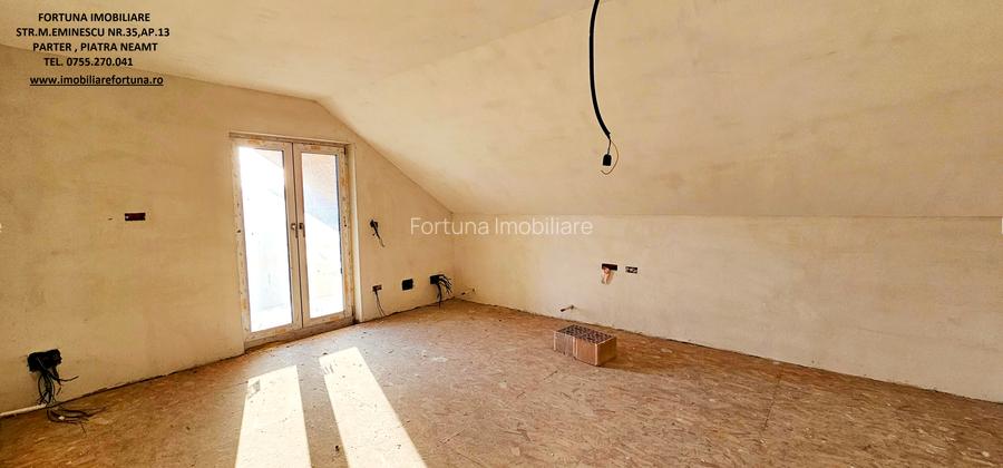 Casa nefinalizata si 2000 mp teren,la 10km de oras - 6