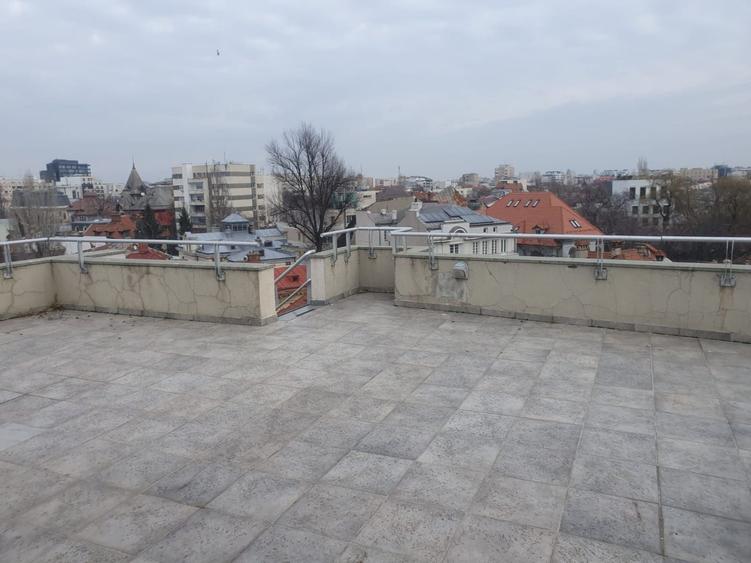Comision 0! Inchiriere spatiu de birouri in zona Romana - 299mp + terasa 350mp