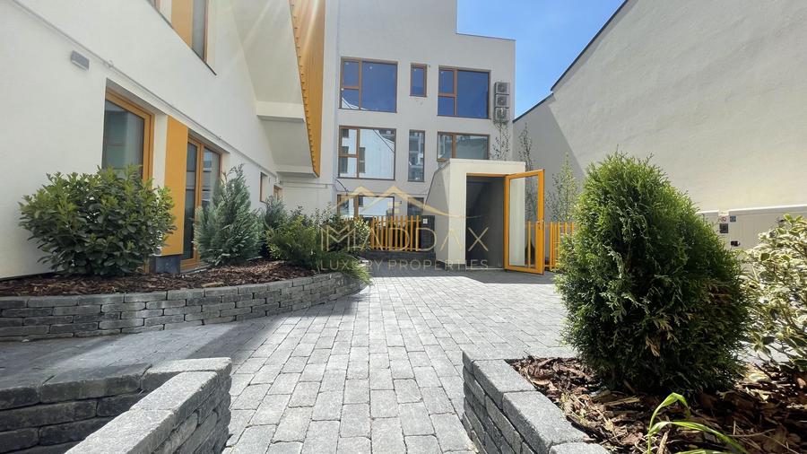 DUPLEX  3 Camere**TERASA+ CURTE**Bloc boutique***NOU// DOMENII