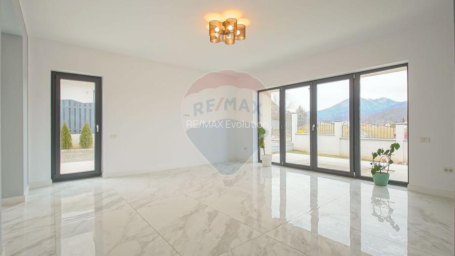 Casă / Vilă cu 5 camere de vânzare în zona Bunloc - 9