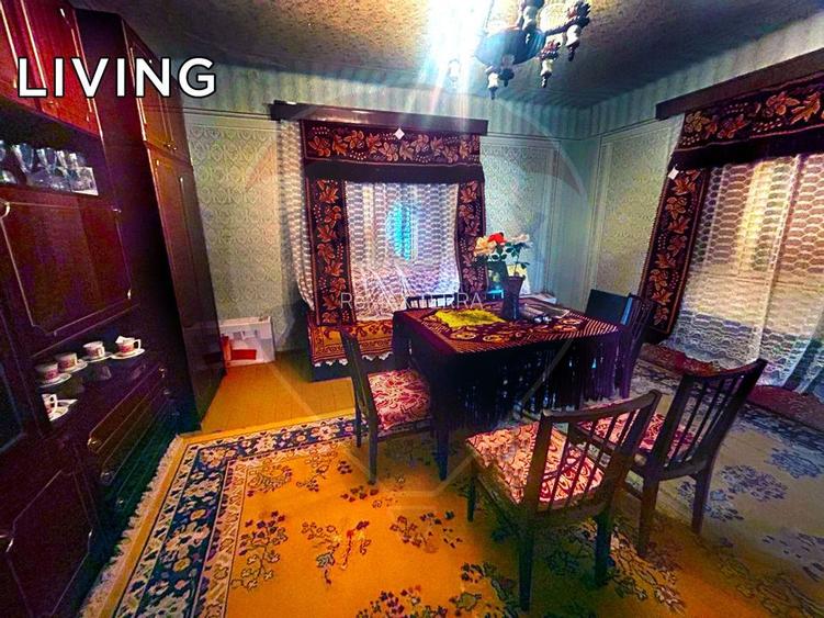 Casă din caramida cu 4 camere de vânzare in Bucumi MM langa DN - 11