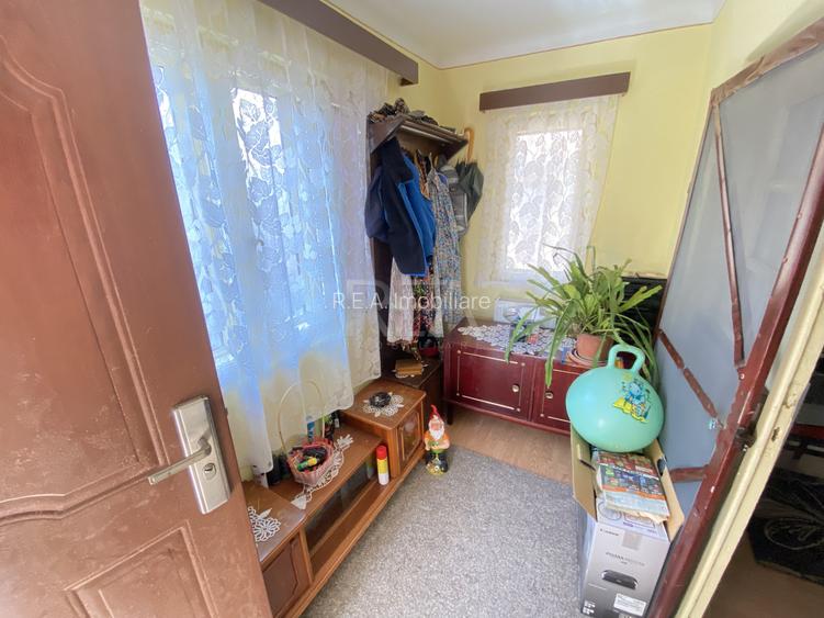 Casa cu Garaj- Zona Teius - 10