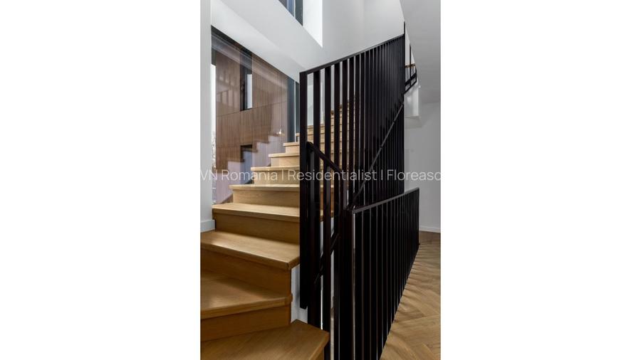 REV2004888 Vila deosebita I Erou Iancu Nicolae - 16