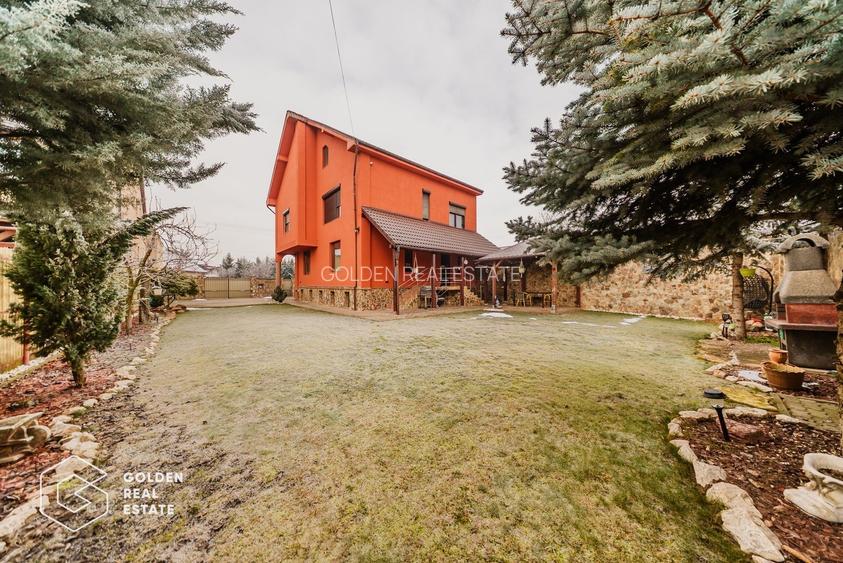 Vila de lux, D+P+E+M, Gradiste, la cheie, 300mp, 6 camere, teren 580mp - 2