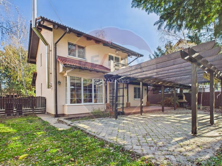 De vanzare | Vila in Paradisul Verde cu gradina si padure proprie | - 4