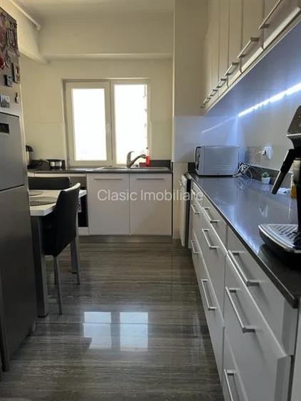 Vanzare apartament 3 camere renovat modern zona Calvaria Manastur, Cluj-Napoca - 2