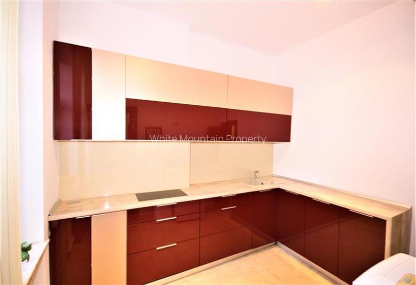 Corp vila, ideal locuinta, cu piscina si curte proprie in centru, Bucuresti - 6