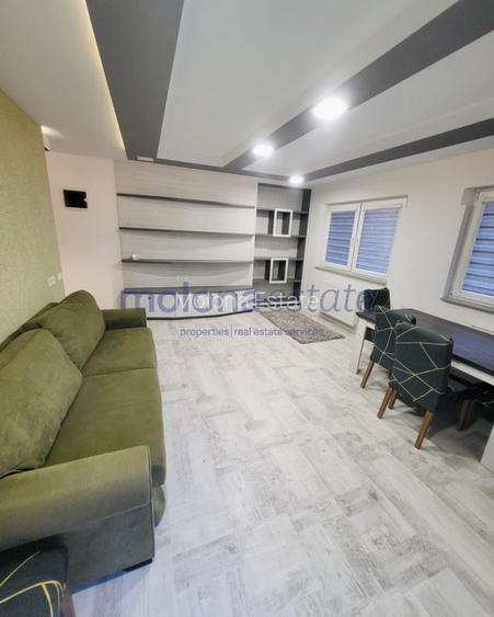 Apartament 3 camere, 79 mp, decomandat, etaj intermediar, zona vivo - 2