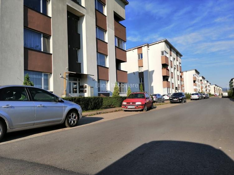 Apartament de inchiriat , 52 mp utili , parcare ,zona Eroilor - 7