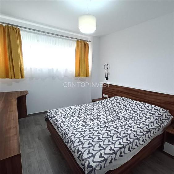 Apartament modern 3 camere terasa si parcare zona centrala - 9