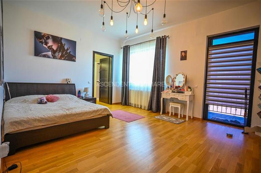 Resedinta distincta, mobilata cu rafinament, pe 1.000 mp teren, Central, Sacele, - 11