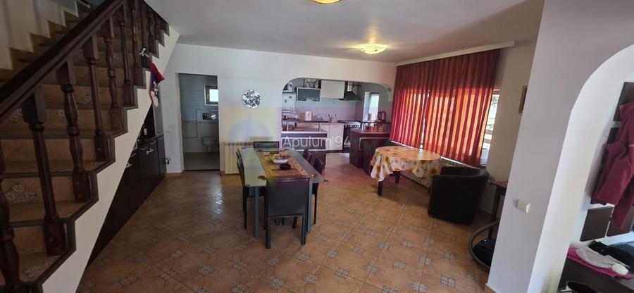 Vila duplex de vanzare cu 4 camere in Azuga - 9