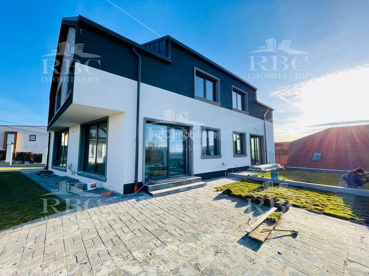 Casa cuplata in Dambu Rotund - 6