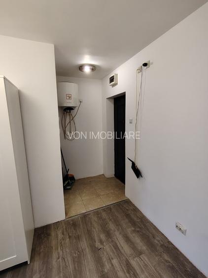 Garsoniera mica de vanzare zona Baicului - 10