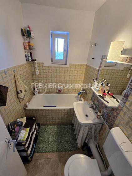 Apartament 3 camere 70mp 2 balcoane, Podu Ros, CT+ AC - 8
