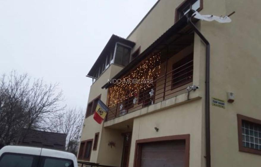 EXCLUSIV - Vila De Vânzare  - Multiple CAMERE - ZONA SALAJAN - 3