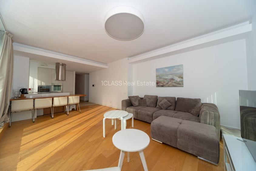 PENTHOUSE CU PRIVELISTE! - 2