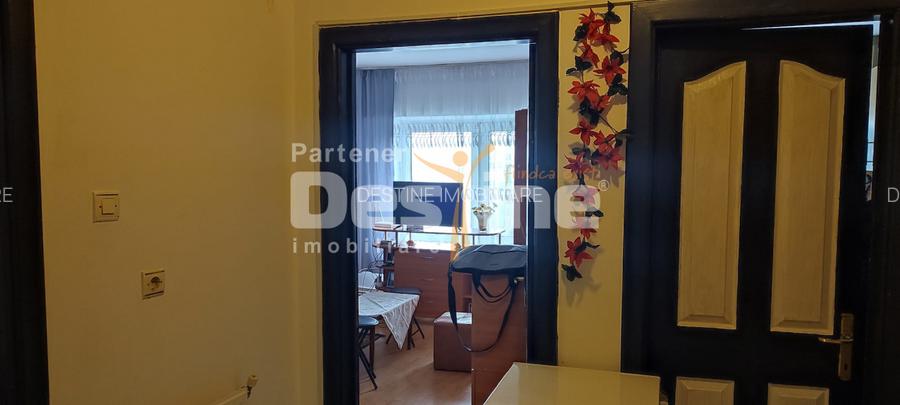 Apartament cu 1 camera ,decomandat , mobilat si renovat recent - 9