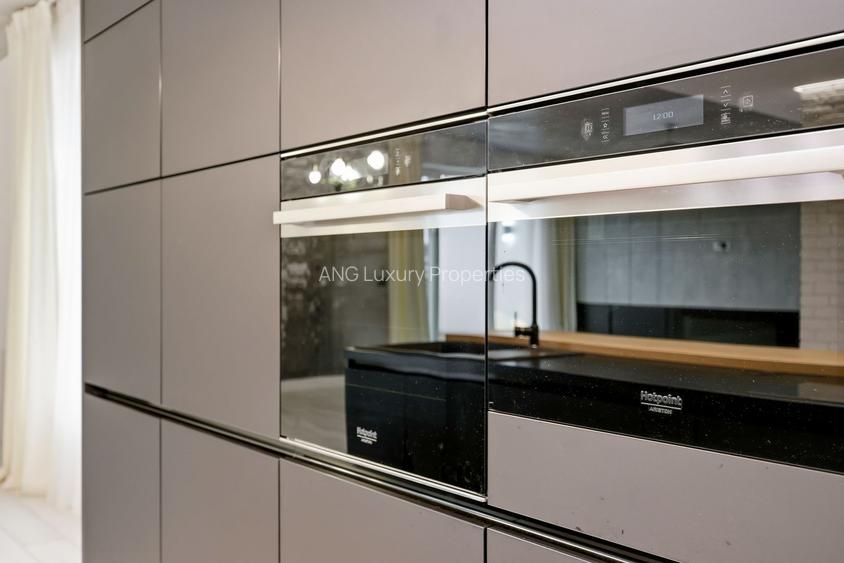 Deasupra Herăstrăului: Armonie de Spațiu, Lumină și Liniște - 4