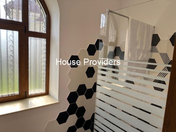 Vila reprezentativa,superpozitie, central - 19