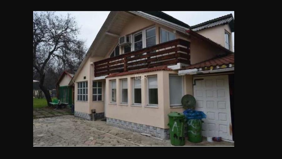 Casă individuală cu 3 camere în Vișeu de Sus - 3