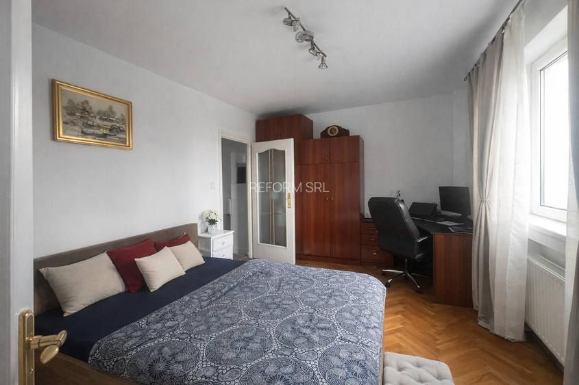 De vânzare apartament cu 2 camere pe str. Republicii - 4