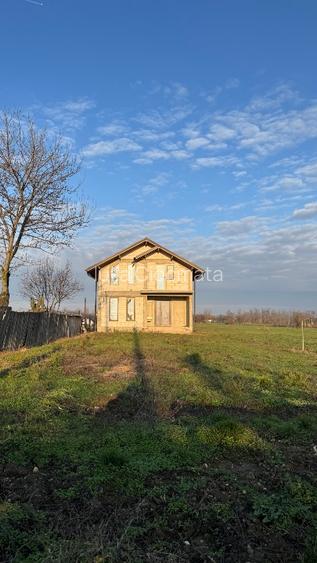 Casă de vânzare , Jud Argeș , comuna Slobozia  - 2