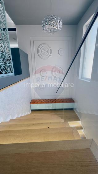 Proprietate premium în Filiași, locuință de lux cu spații comerciale - 8