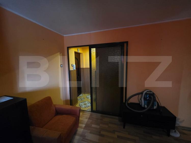 Apartament 2 camere, semidecomandat, 36 mp, zona Micro 40