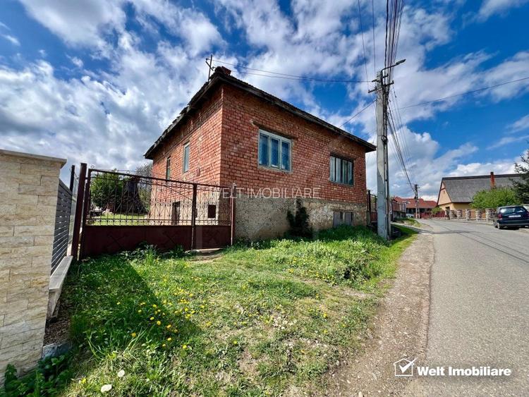 Exclusivitate ! Pozitie excelenta, casa Savadisla - 12