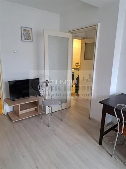 Apartament 2 camere decomandat CENTRU, mobilat complet- 479 € - 8