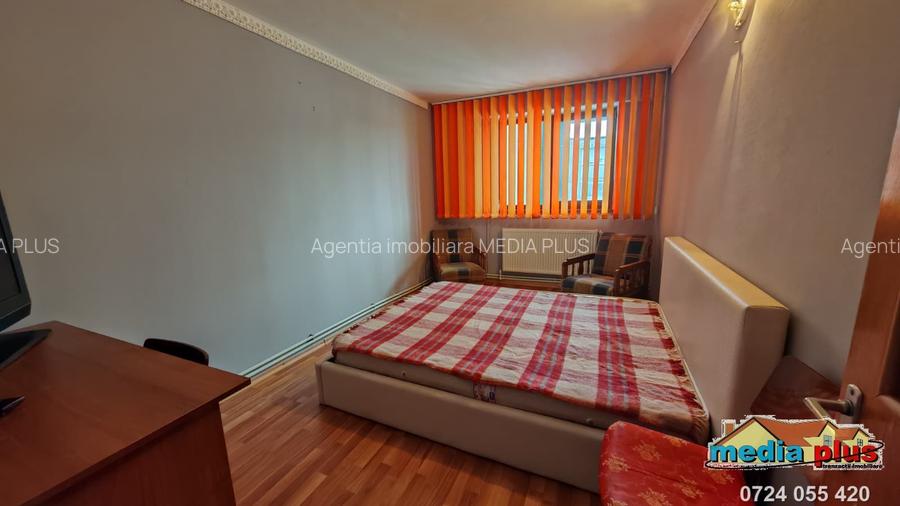 Apartament cu 3 camere decomandat, Micro 39A - 6