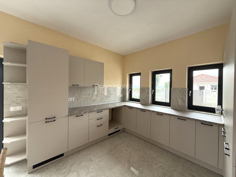 CASA DE INCHIRIAT CU 4 CAMERE | ORIZONT | 90 MP UTILI | 1100 TEREN - 4
