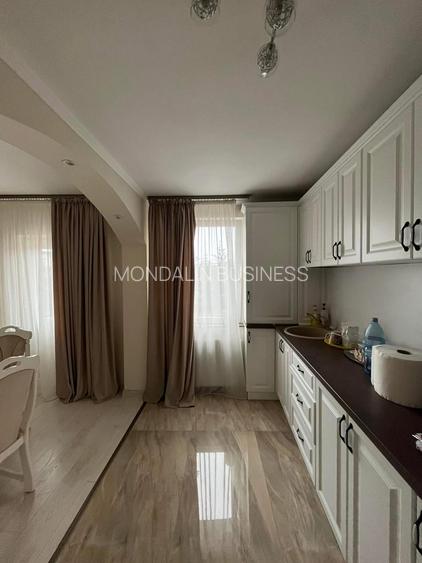 Casă cu 7 camere, D+P+E, garaj, Episcopia Bihor, Oradea. - 3