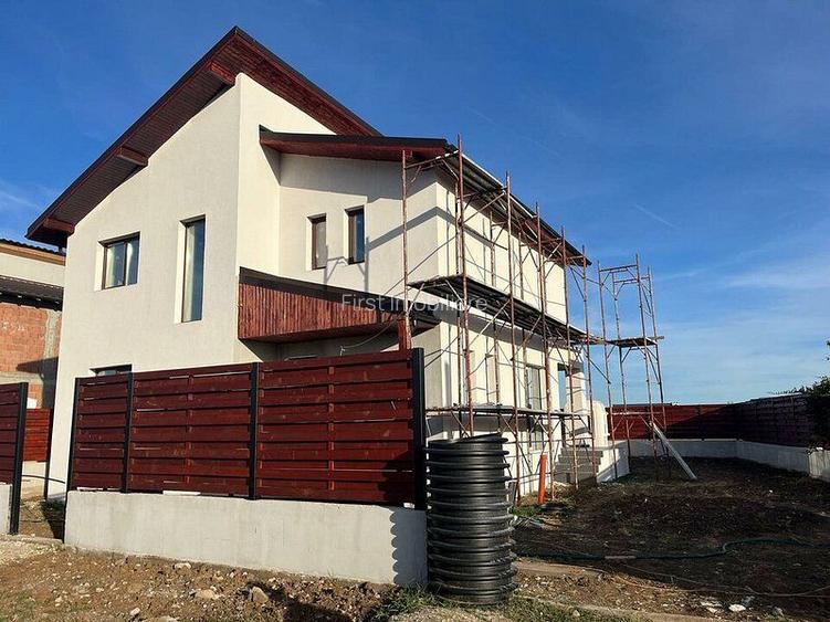 Vila  individuala  cu 4 camere,3 bai,finisaje la alegere - 2