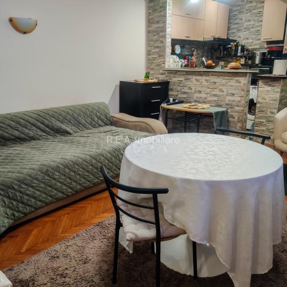 Garsoniera | Costin georgian | zonă liniștită | potențial de investiție - 2