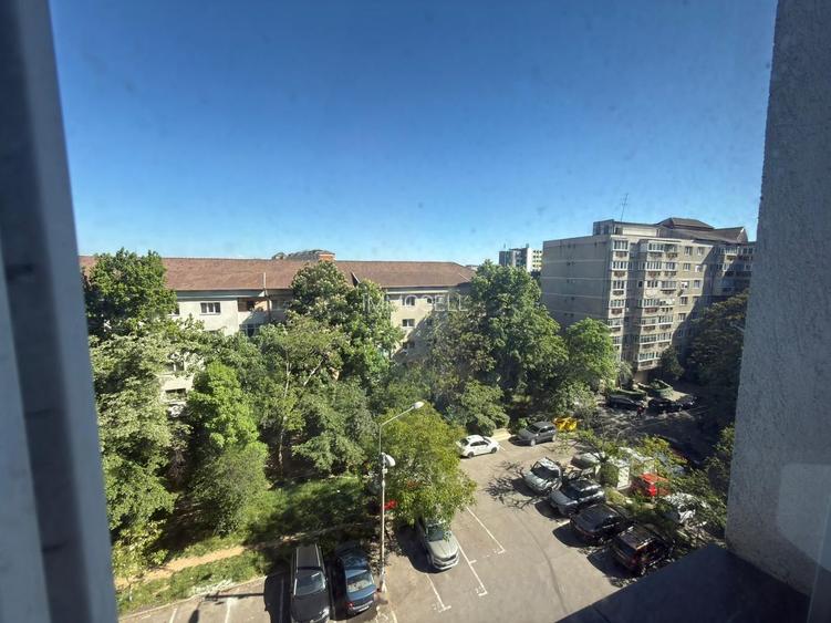 Ap 3 camere, decomandat,etaj 5 – zona Piața Rogerius.Pret 112.000 euro - 4