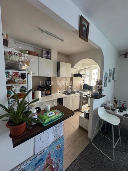 Apartament 3 camere în zona COMPLEX BIG - 2