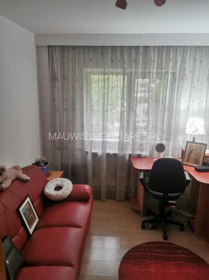 Vand apartament 3 camere pe Prelungirea Ferentari - 11
