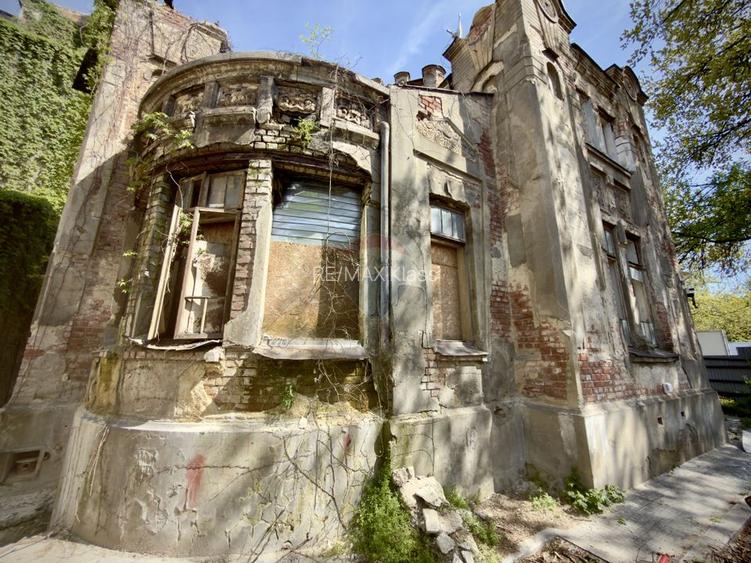 Monument istoric de vanzare în zona Splaiul Independentei - 3