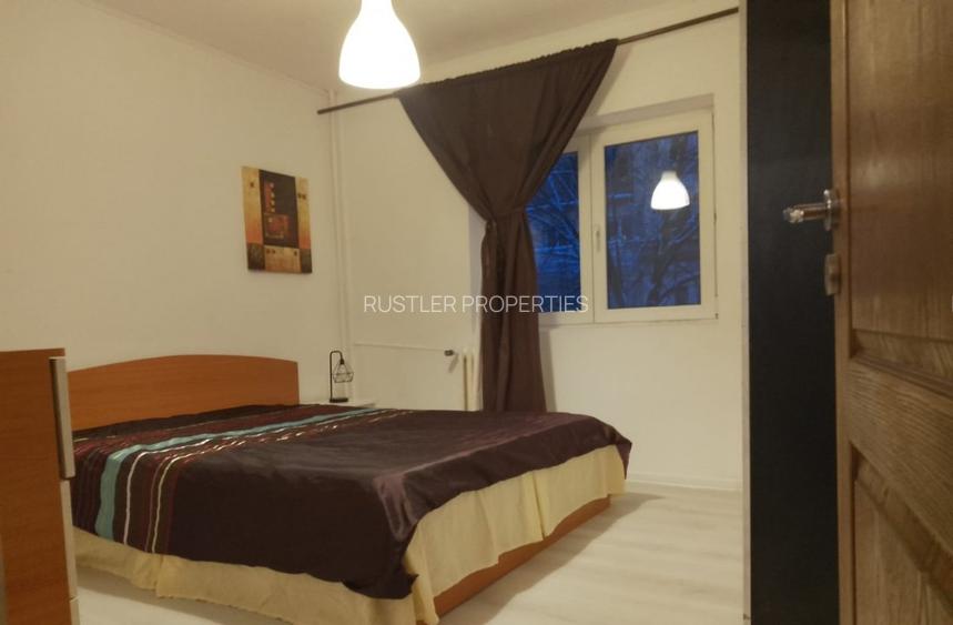Apartament 3 camere, zona Bld. Unirii  - 4