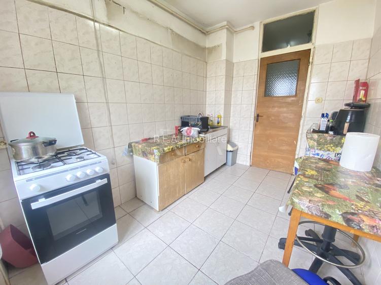 2 camere- Decomandat- Etaj 8/10- Strada Barca/Rahova - 8