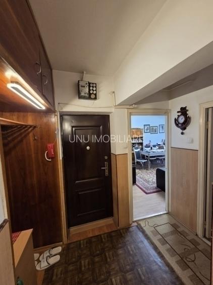 Apartament 3 camere decomandat cu 2 bai - etaj 2 - 1980 - 6