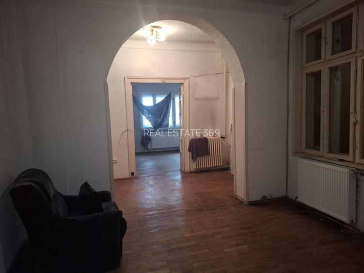 URGENT!, TEREN IN PROPRIETAE, RENOVATA IN 1996, NEGOCIABIL - 5