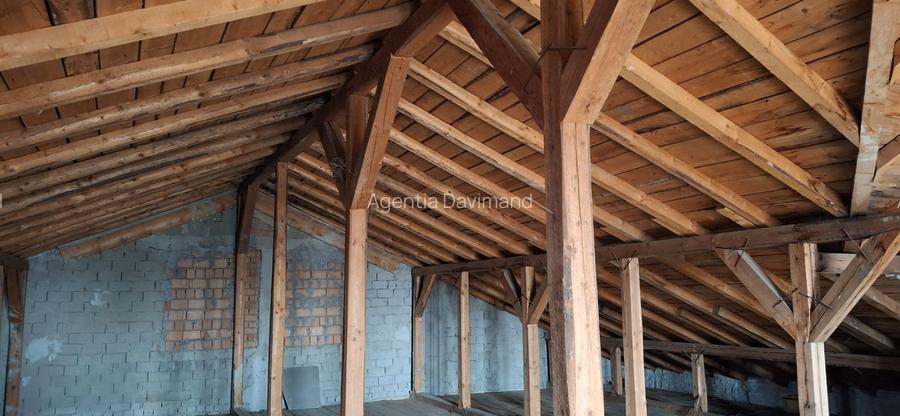 Vila D+P+E  ,  Suprefata construita desfasurata=657mp + teren, S=1076 MP. - 8