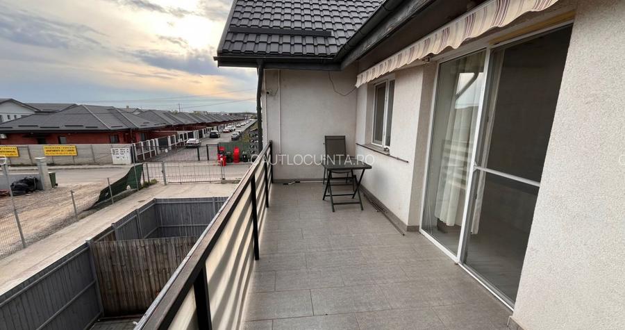 Vila Tunari/ Curte/ disponibila/ 2 locuri parcare - 4