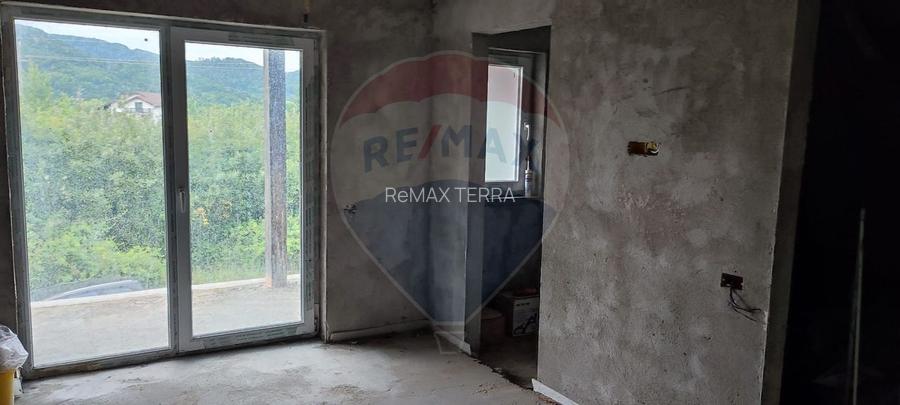 CASĂ DE VÂNZARE în Tăuții Măgherăus - 9